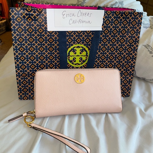 Tory Burch Large Wallet - Picture 1 of 7